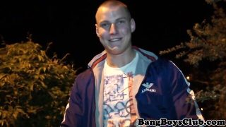 Euro amateur cocksucks in park before facial